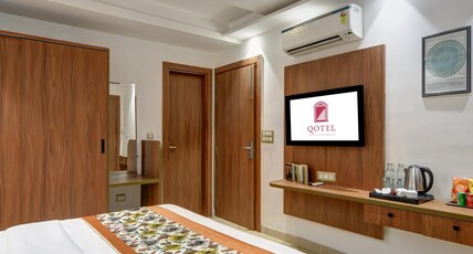 Qotel Comfort Ashok Vihar Room Type - Deluxe Suite Room with Extra Space & Free Hi-Tea Qotel Comfort Ashok Vihar Room Type - Deluxe Suite Room with Extra Space & Free Hi-Tea