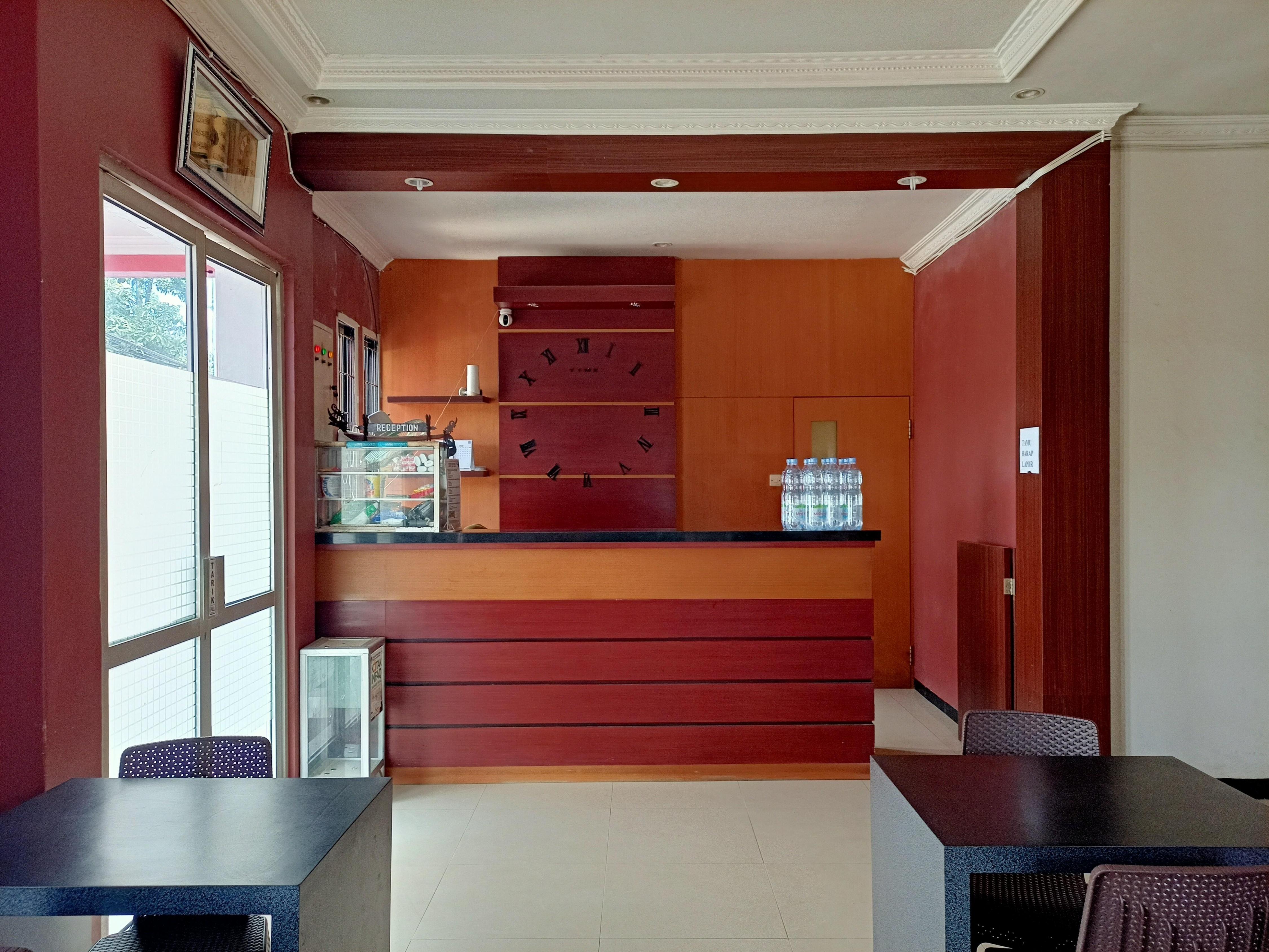 Hotel O Kost Orange Syariah