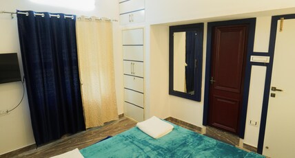 The Moon Home Stay Room Type - Bedroom 2