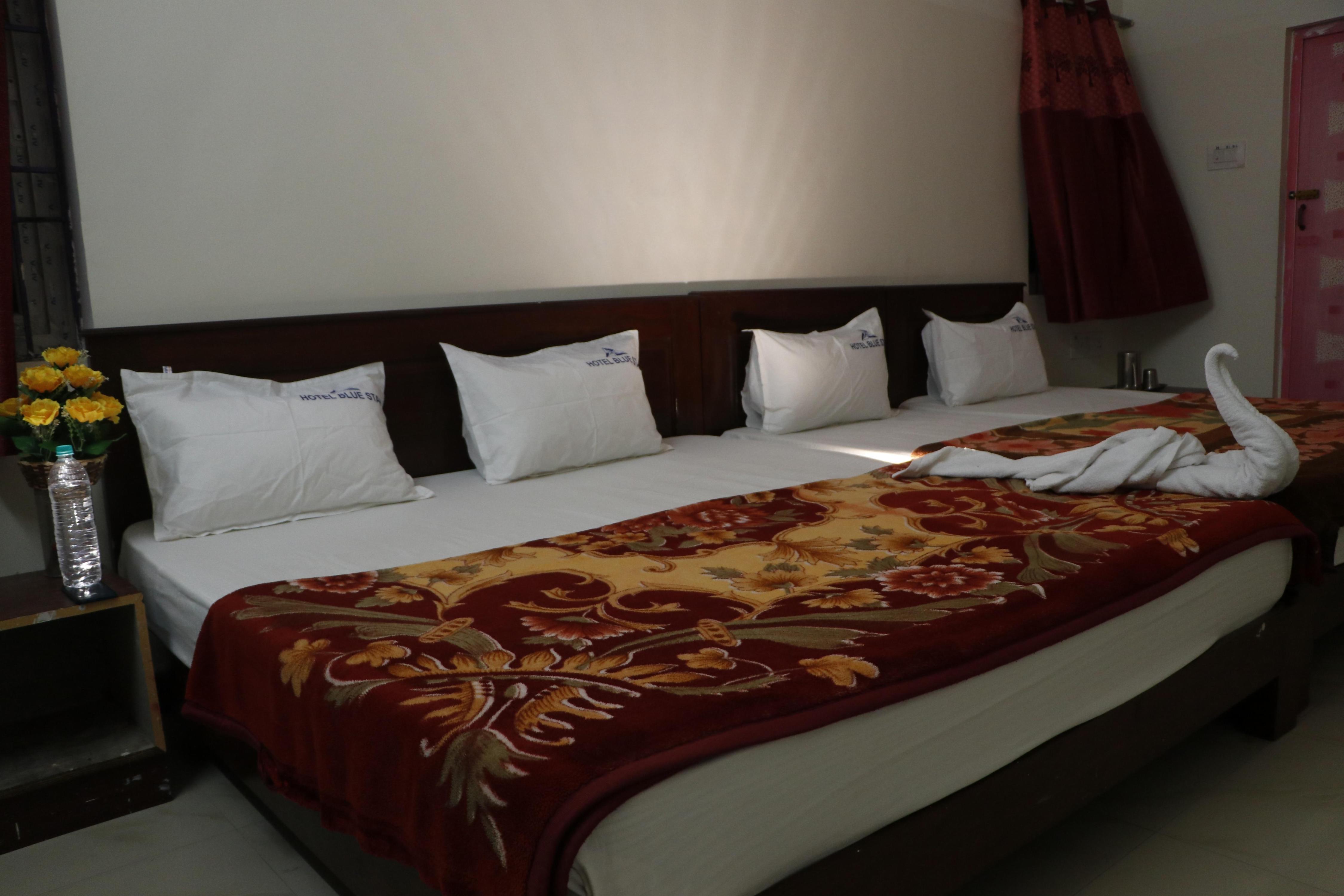 HOTEL ANNAMALAII Room Type - Standard Four Bed AC