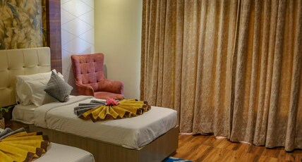 FOUR LEAF HOTEL - AKOSHA, VARANASI Room Type - Supreme Room Stupa View (Twin)