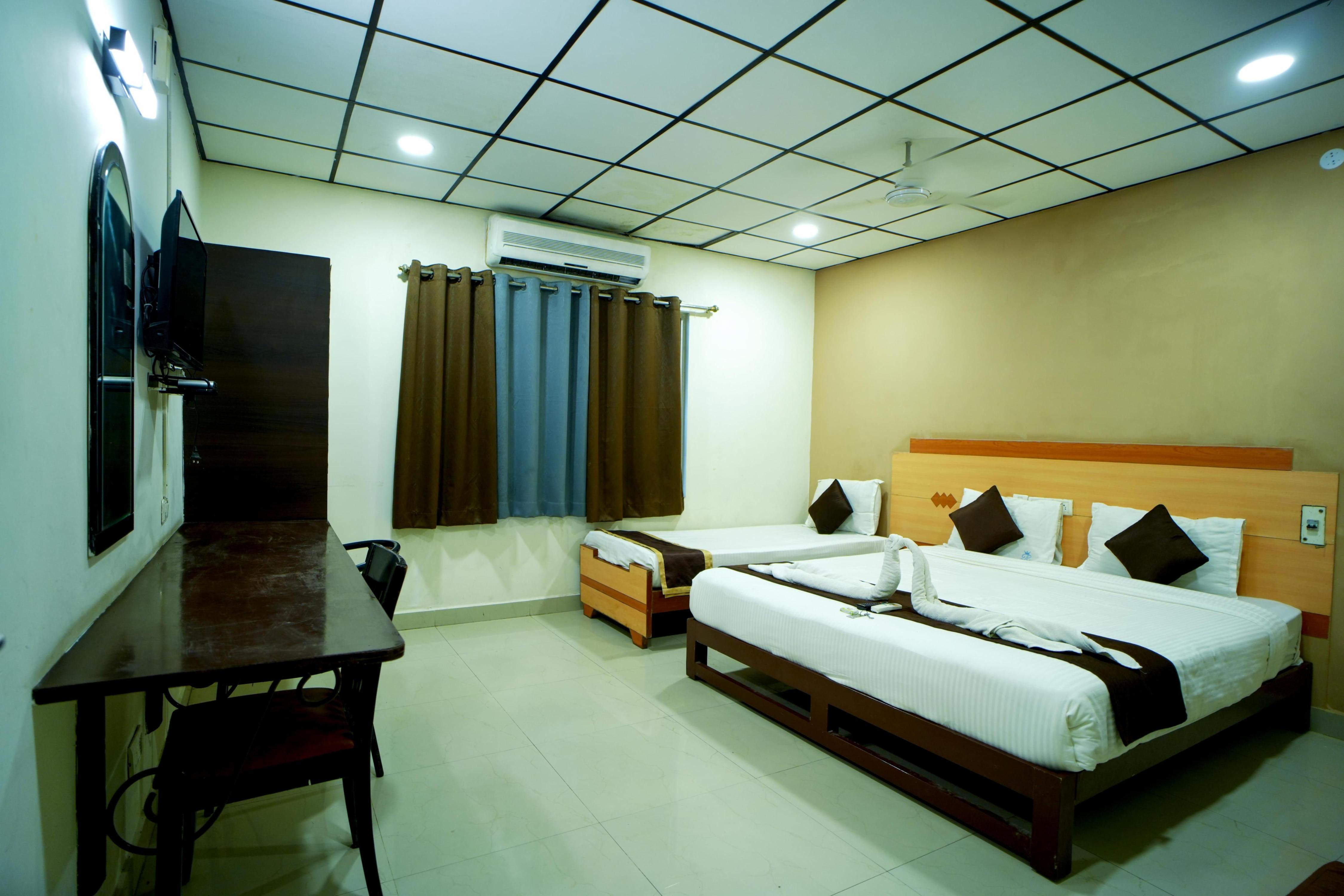 RAAJNEST Service Apartments Room Type - Family Room