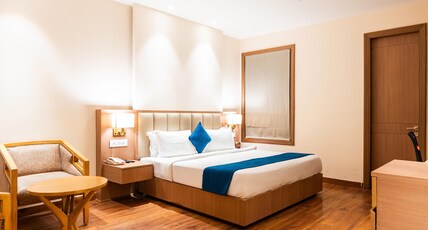 Surestay By Best Western Gomti Nagar, Lucknow Room Type - King Bed Non Smoking Premium Room
