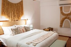 KAIA OCEANFRONT BOUTIQUE HOTEL & VILLA