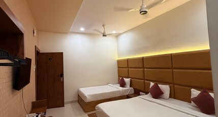 Hotel Kashni Room Type - Triple Bed Room