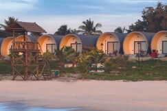 Praveg Beach Resort Diu Ghoghla Beach