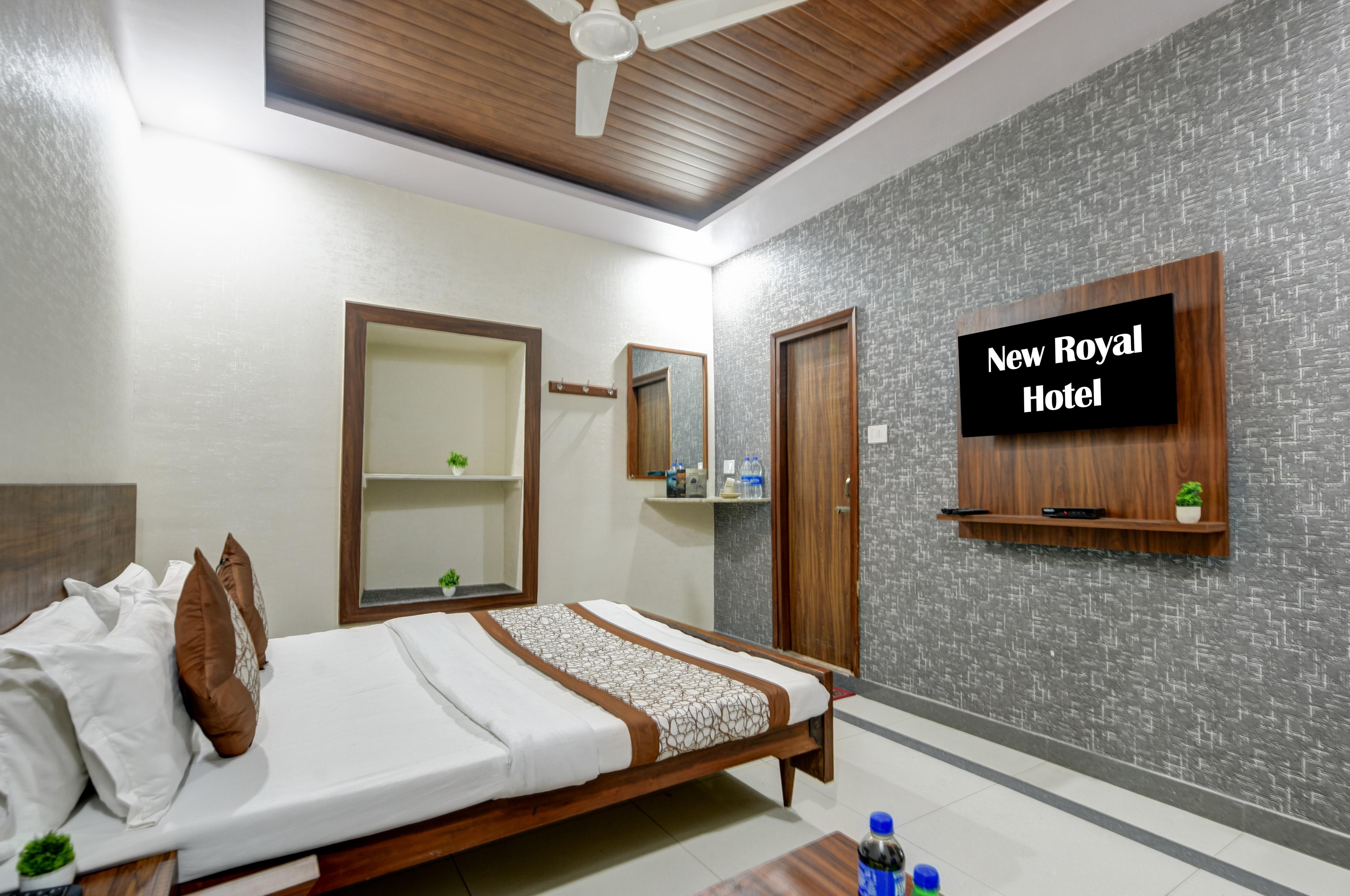 New Royal Hotel in Front of Old Delhi Railway Station - Tap to explore photos