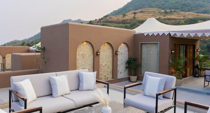 Saffronstays Moringa Valley : Cedar Villa Room Type - Saffronstays Moringa Valley : Cedar Villa