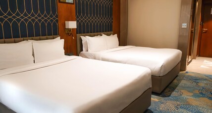 Pravegs Grand Eulogia,Ahmedabad Room Type - EXECUTIVE DELUXE