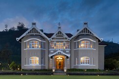 The Bellwood Manor