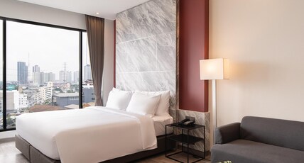 Thaya Hotel Bangkok Room Type - Deluxe Double Room Thaya Hotel Bangkok Room Type - Deluxe Double Room