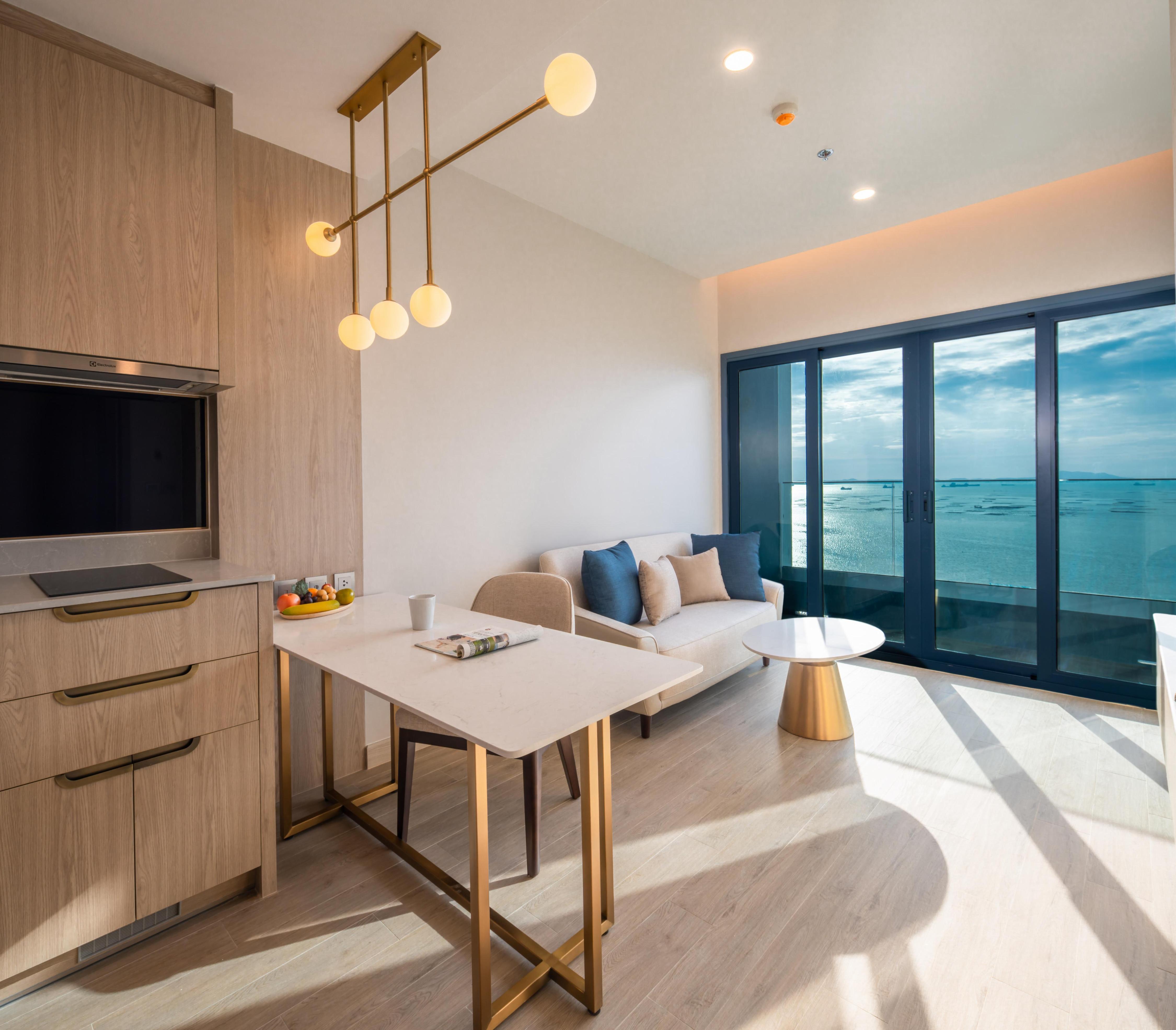 S. Sriracha Hotel & Residence Room Type - ONE BEDROOM KING SUITE