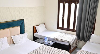 Pipewalas House | Near Kashi Vishwanath Room Type - Deluxe AC Quadruple Bedroom Pipewalas House | Near Kashi Vishwanath Room Type - Deluxe AC Quadruple Bedroom