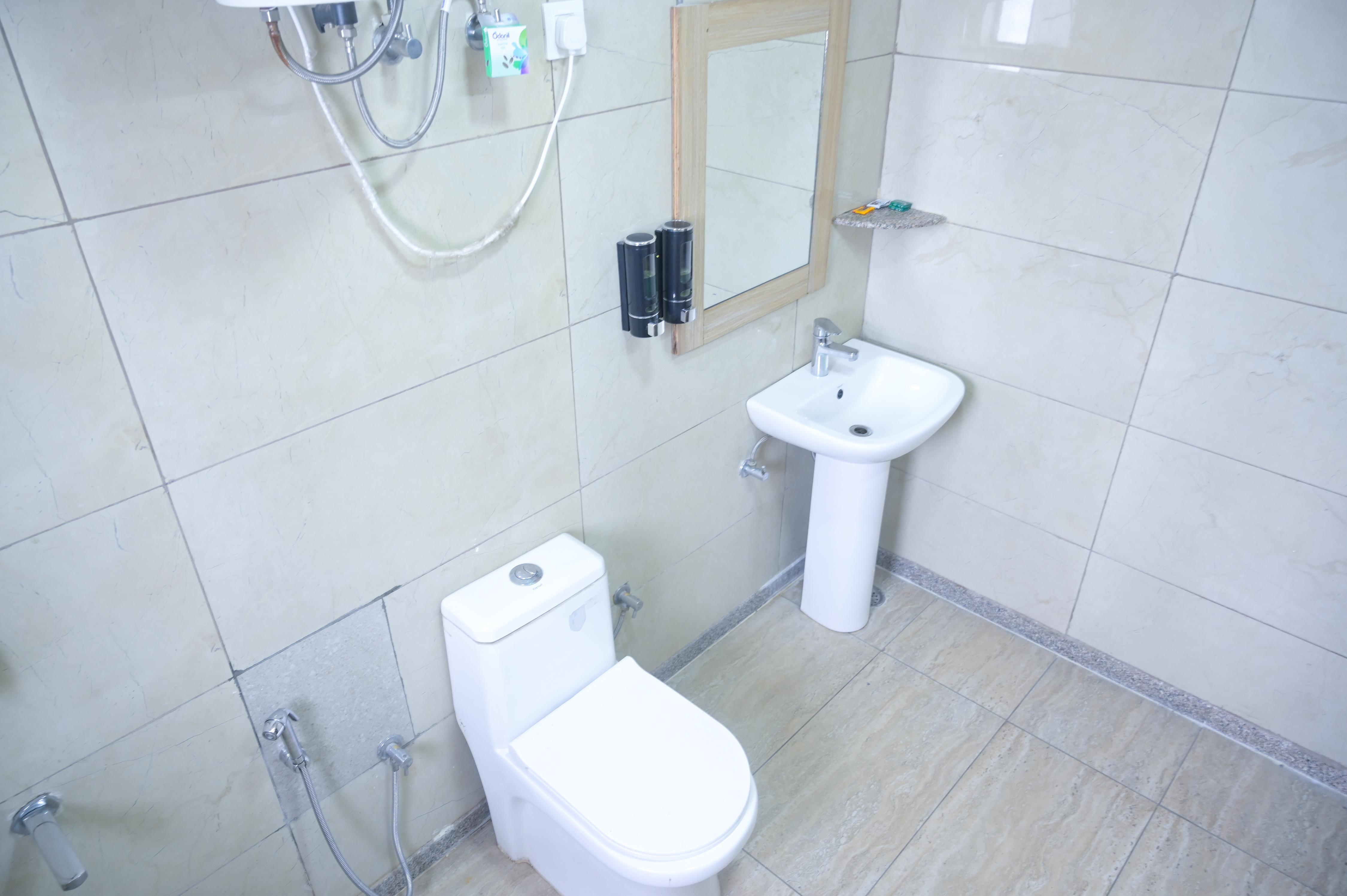 Raj Residency Gurgaon - Tap to explore photos