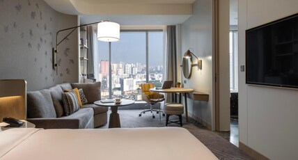 Crowne Plaza Kuala Lumpur City Centre Room Type - 1 King Junior Suite
