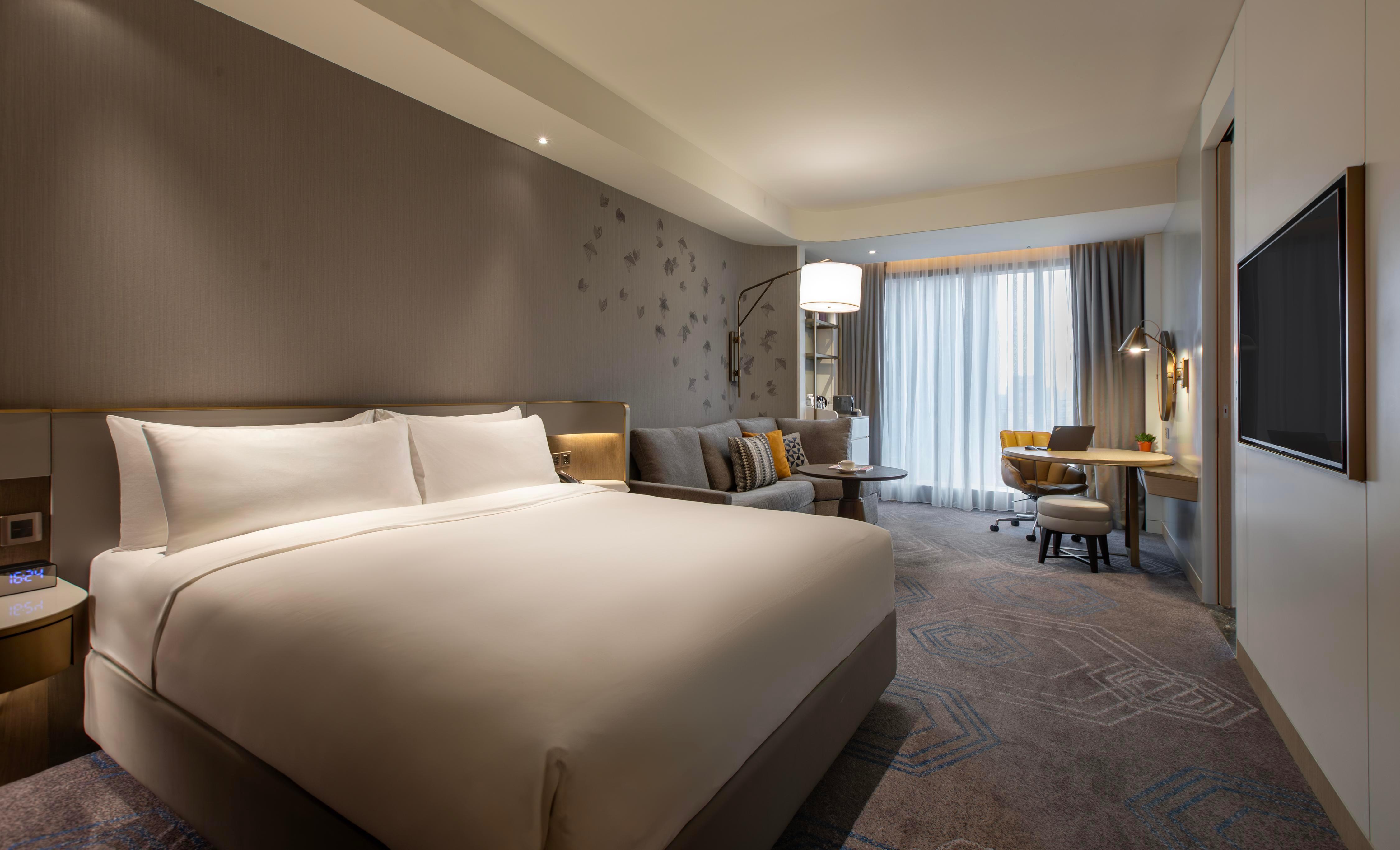 Crowne Plaza Kuala Lumpur City Centre - Tap to explore photos