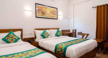 Treebo West Fort Divine  Near Padmanabhaswamy Temple Room Type - Deluxe Family Room