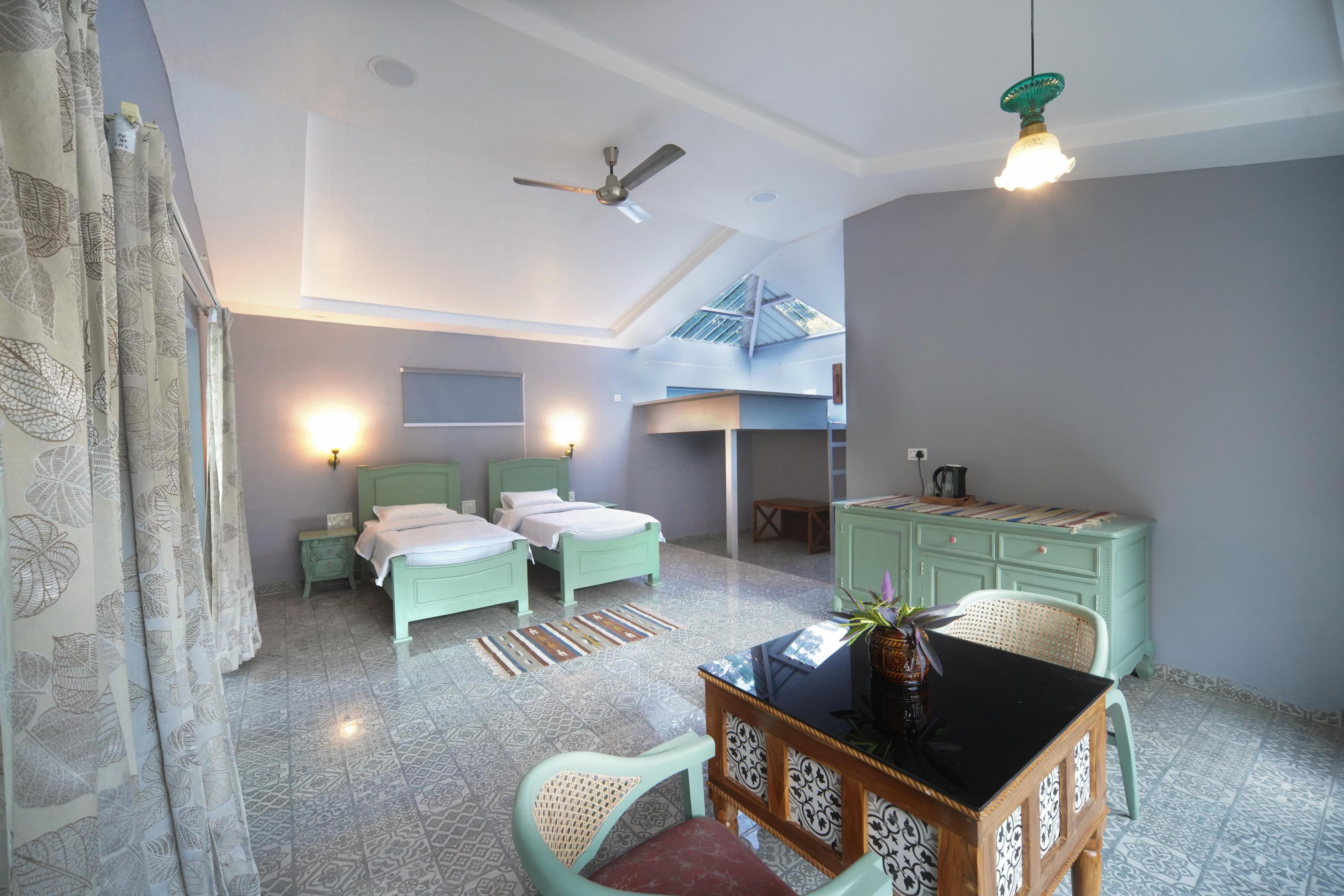 Riviera Van Villas Room Type - The One with the Big Picture Window, Cottage 7