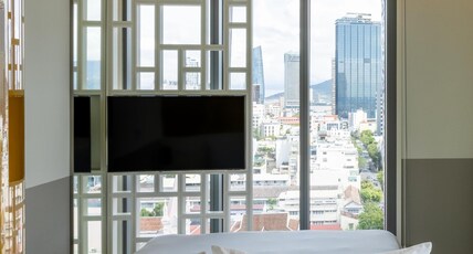 WINK HOTEL DANANG CENTRE, Unscripted by Hyatt Room Type - 1 QUEEN BED CITY VIEW