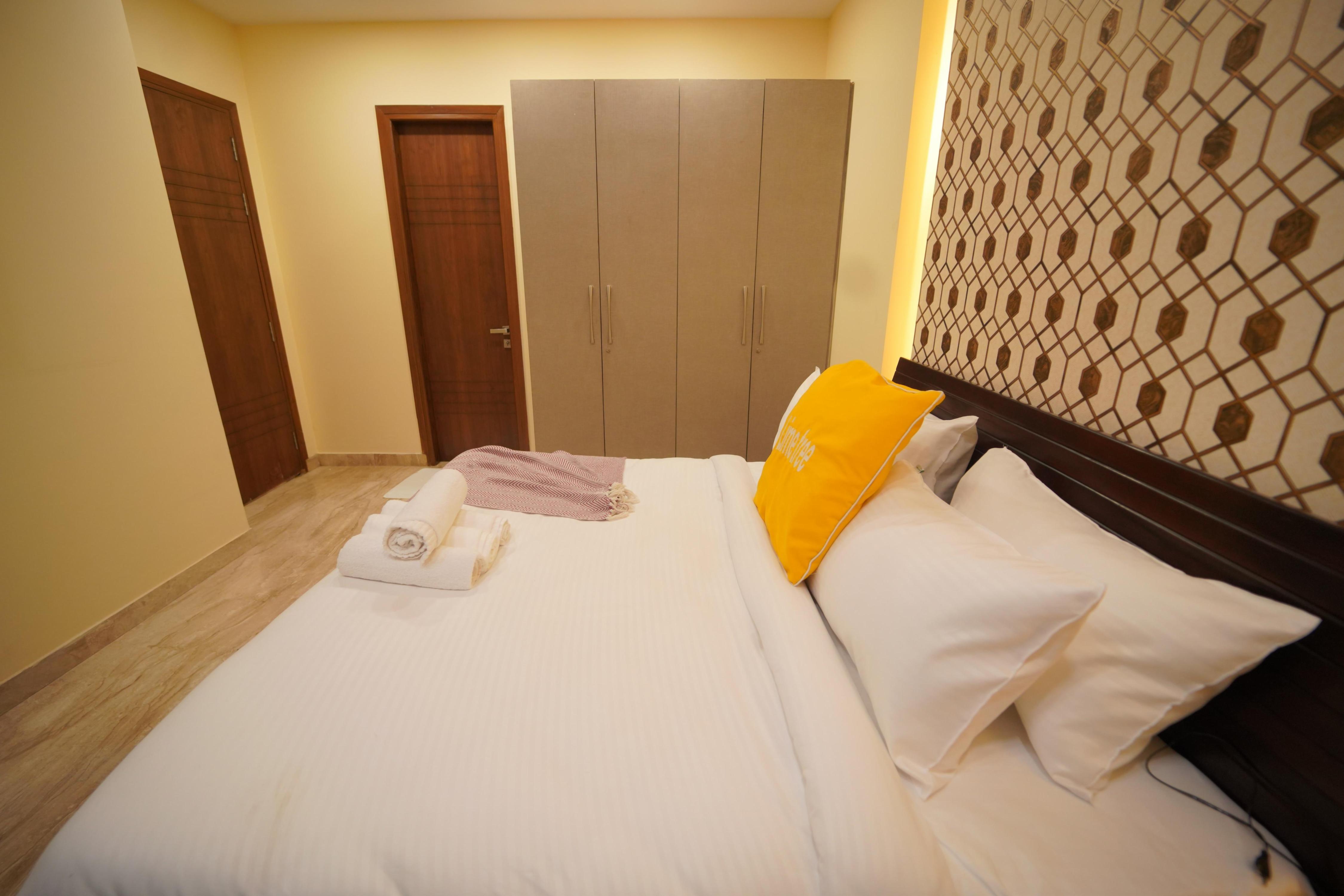 Lime Tree Luxe Stay @GolfCourse Room Type - Deluxe Room with Balcony