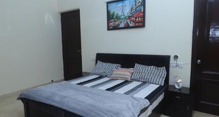 Sliceinn Orchid Room Type - Master bedroom with attached bathroom and varanda - G2