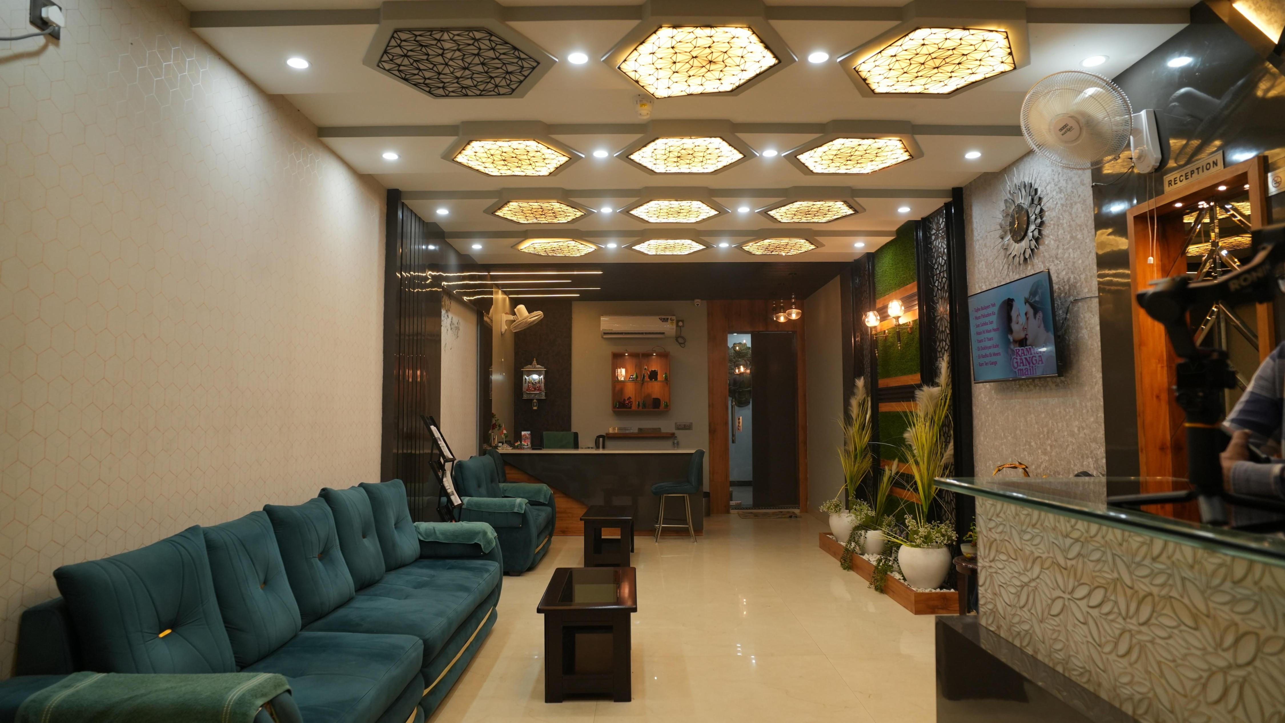 Hotel Banaras Palace