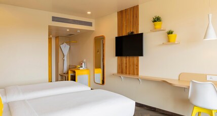 Bloom Hotel Dona Paula Room Type - Premium Twin