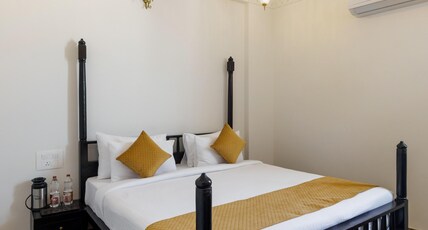Hotel Rudrakripa with Rooftop Pool Room Type - Deluxe Room