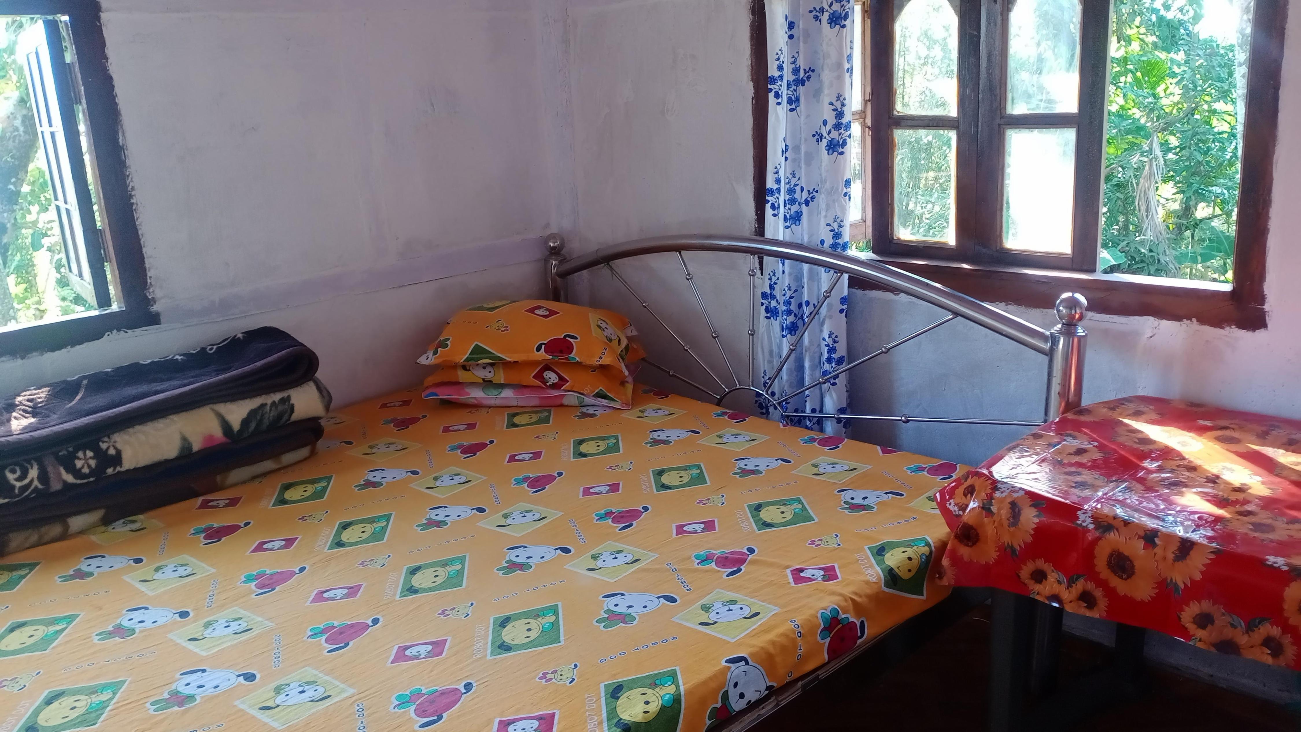 Rovers inn blue home stay - Tap to explore photos