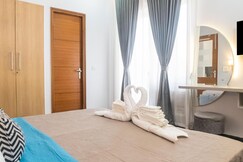 Country Home & Suites | GolfCourse Road