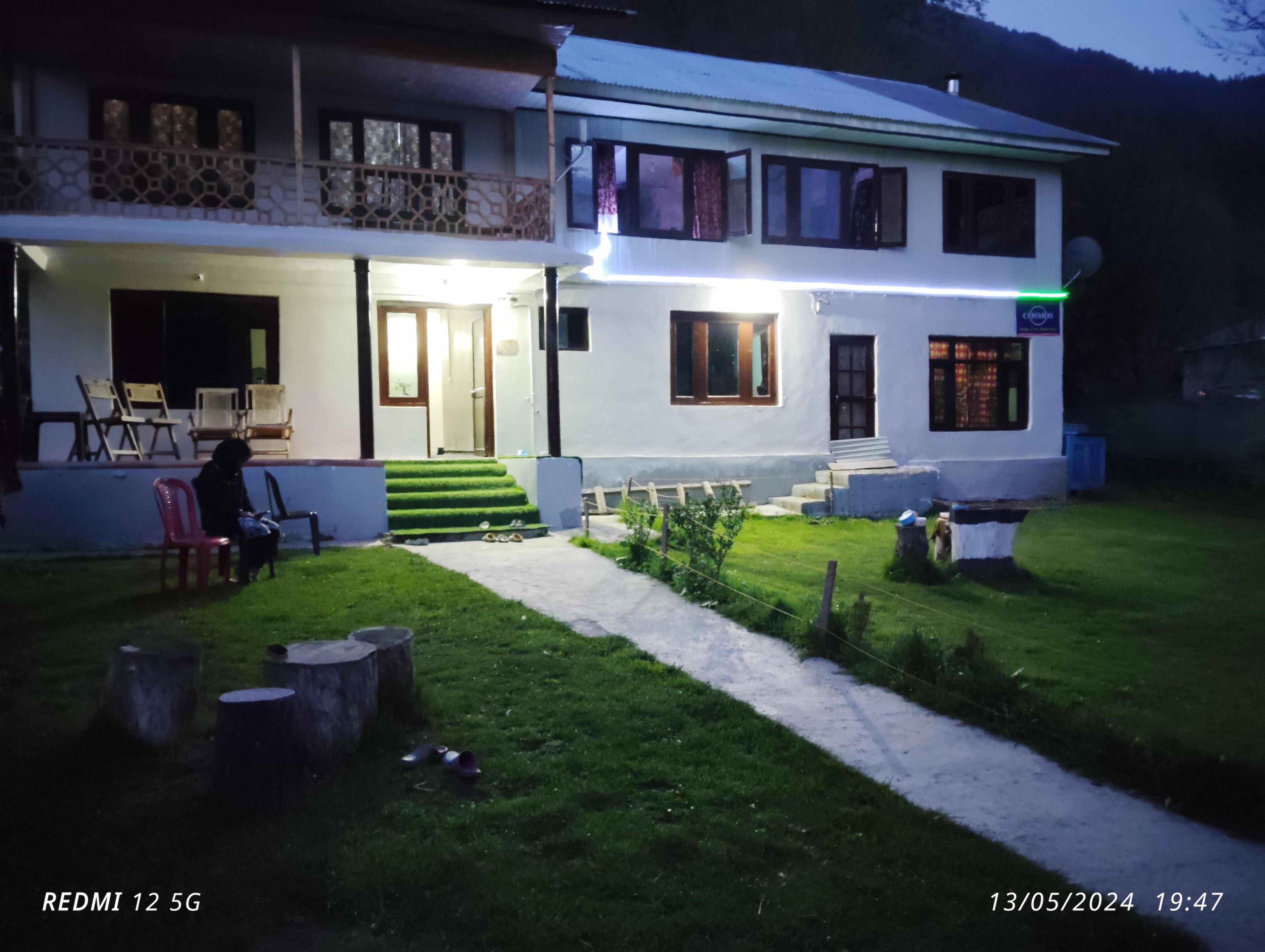 Cosmo's Magic of Love