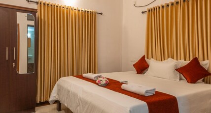 Kochi Vibes Room Type - Deluxe AC Room