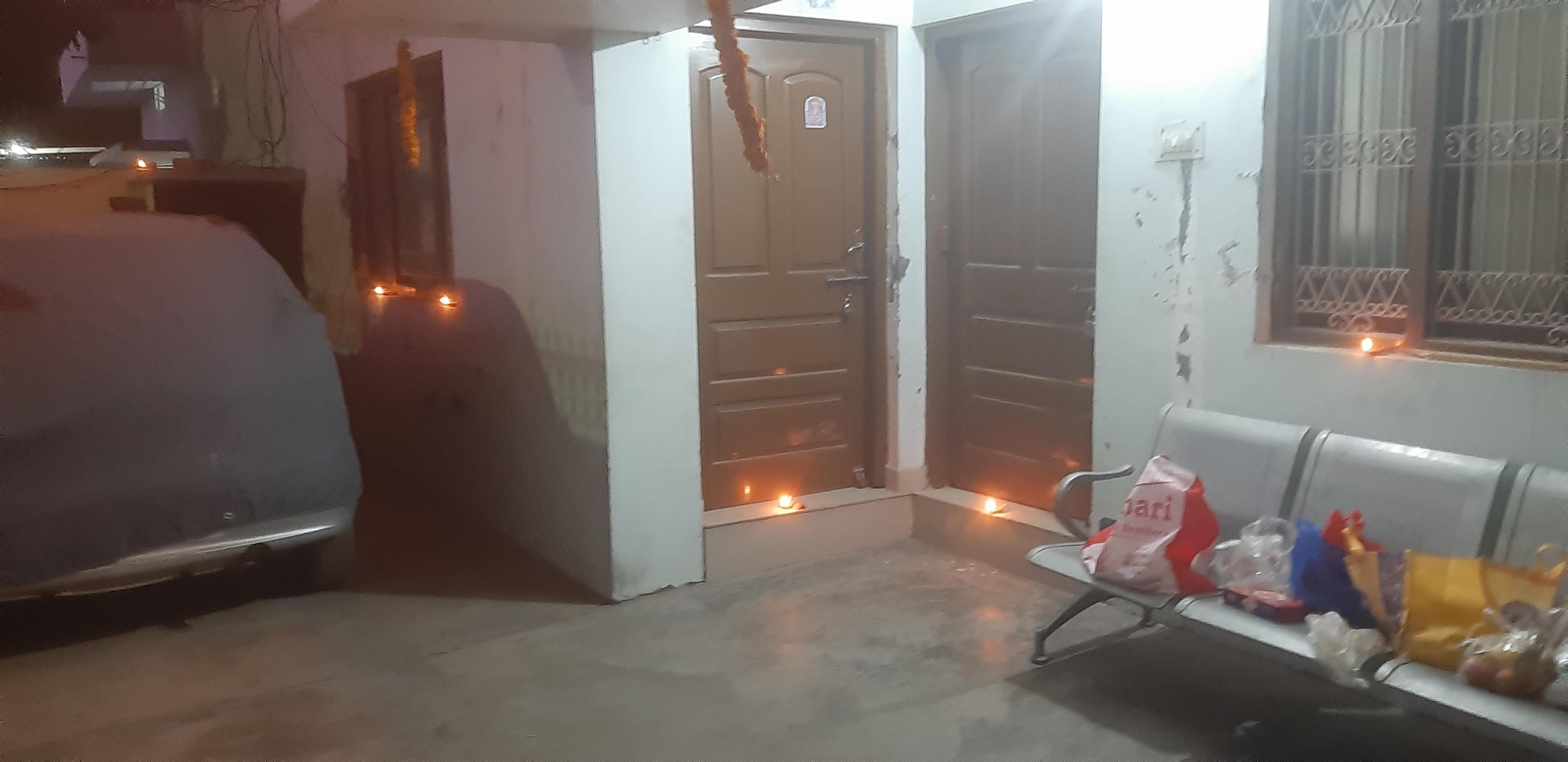 Kashi Homestay Varanasi - Tap to explore photos