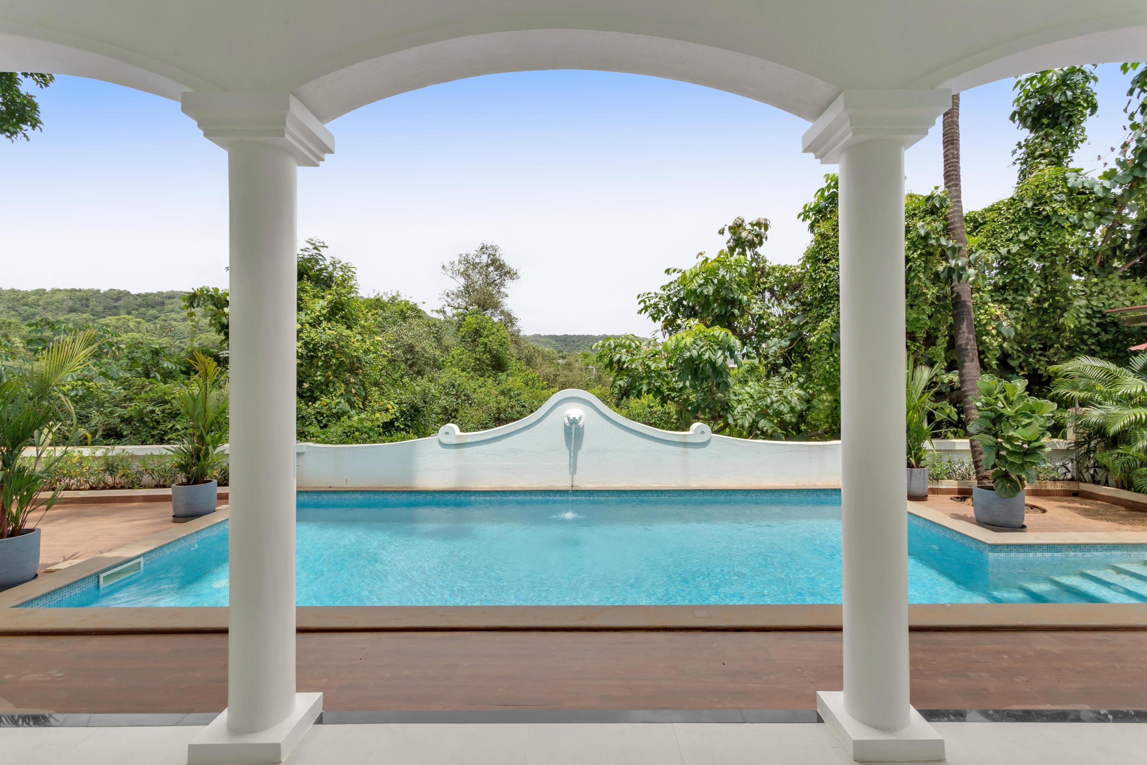 Spectacular Spaces 5BHK field view Pvt Pool villa with Lift, Bathtub & Speaker|Amanjuna B - Tap to explore photos