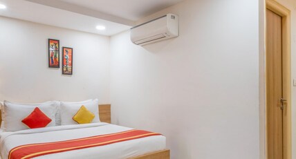 Hotel Sudarshan Grand Room Type - Deluxe Room