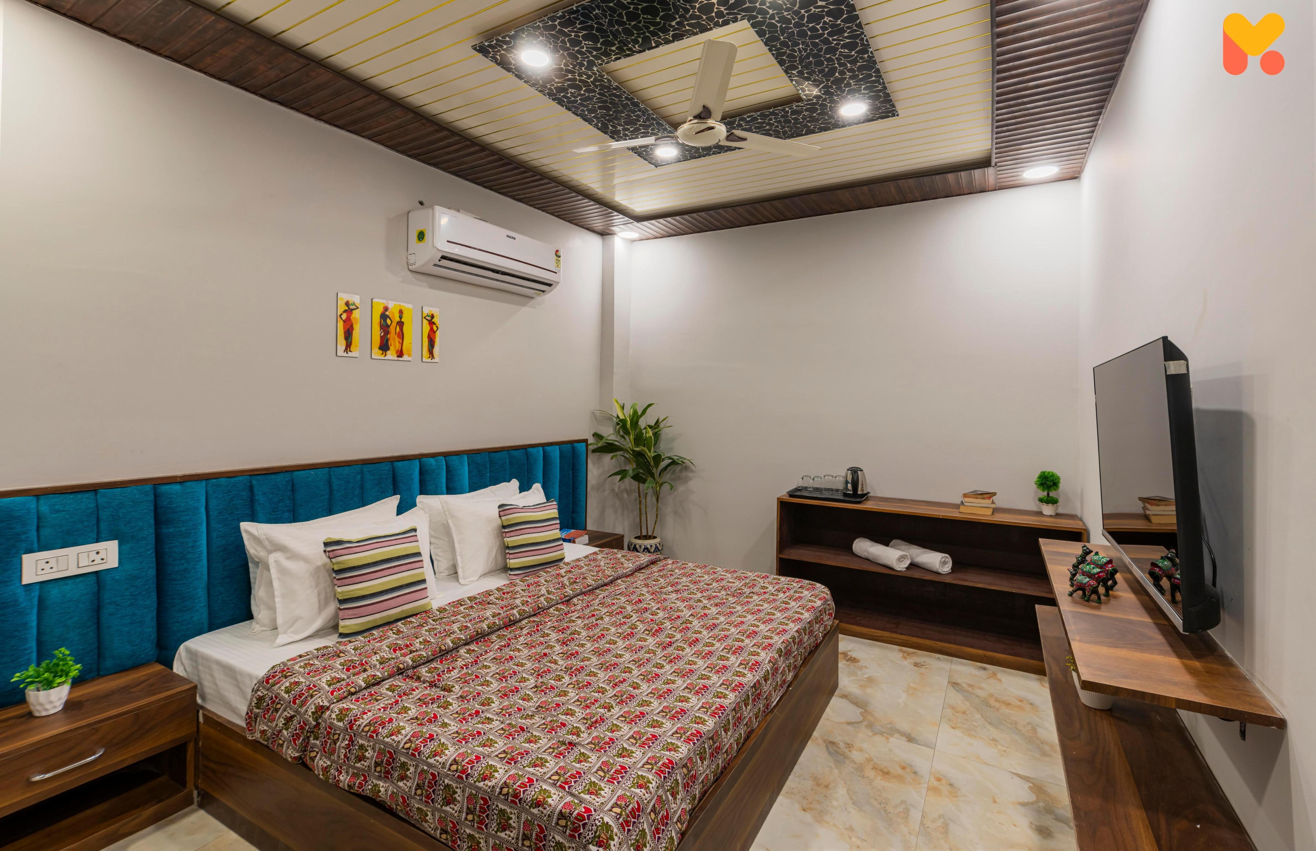 Madpackers Jaipur Room Type - Deluxe Double Bed Ensuite
