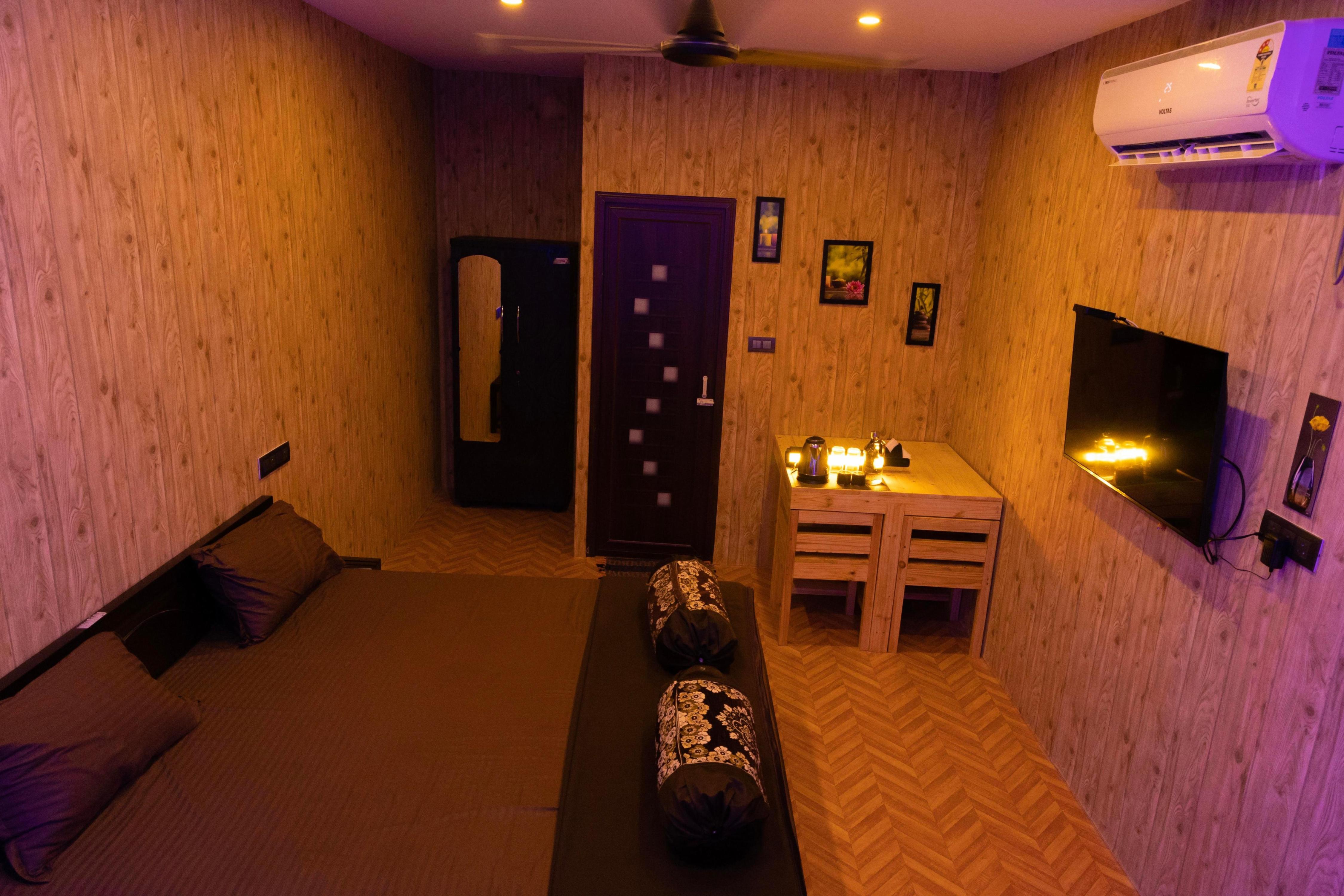 SS Farm Stays - Tap to explore photos