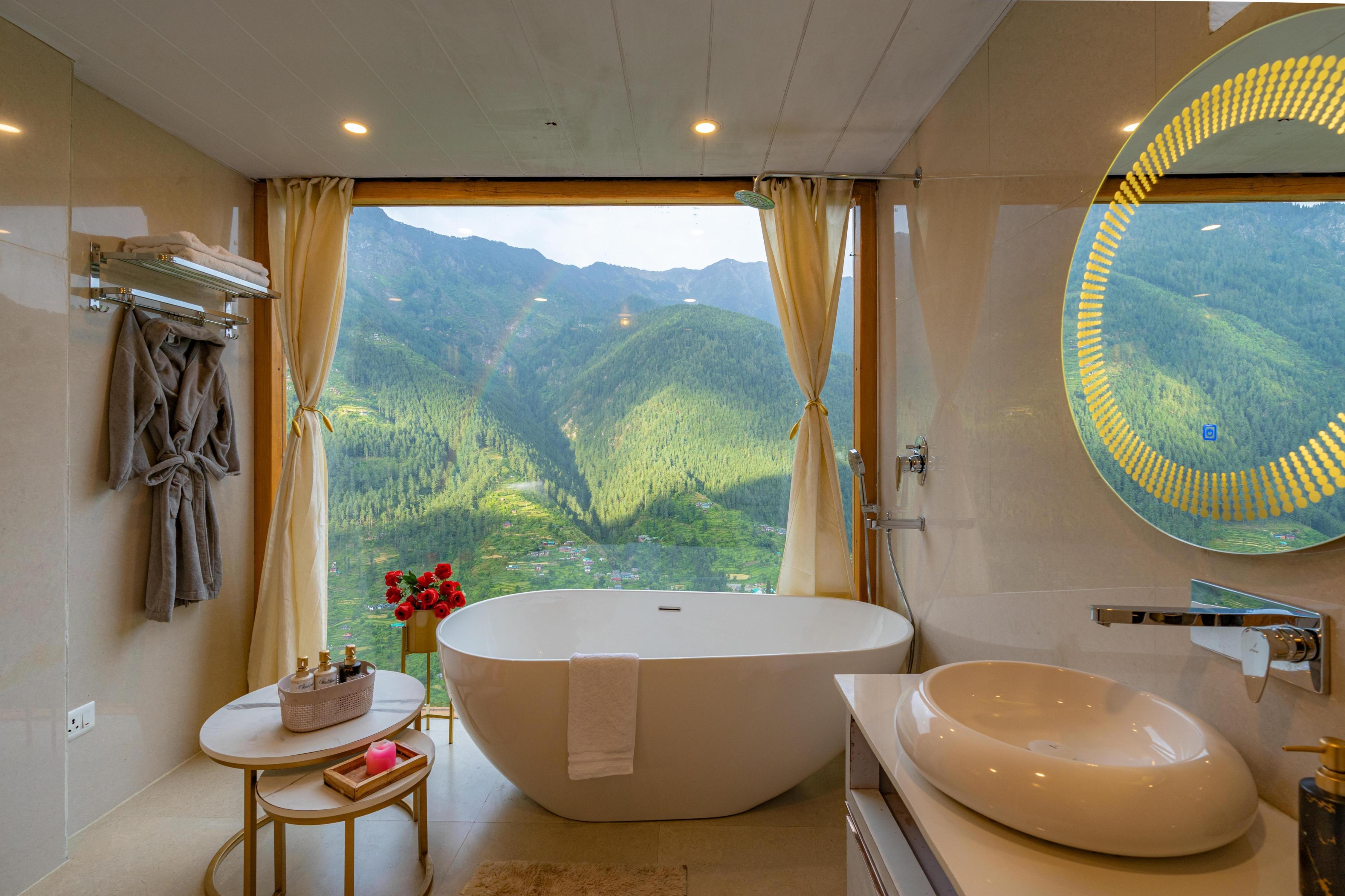 Shangrila Renao - The Doll House