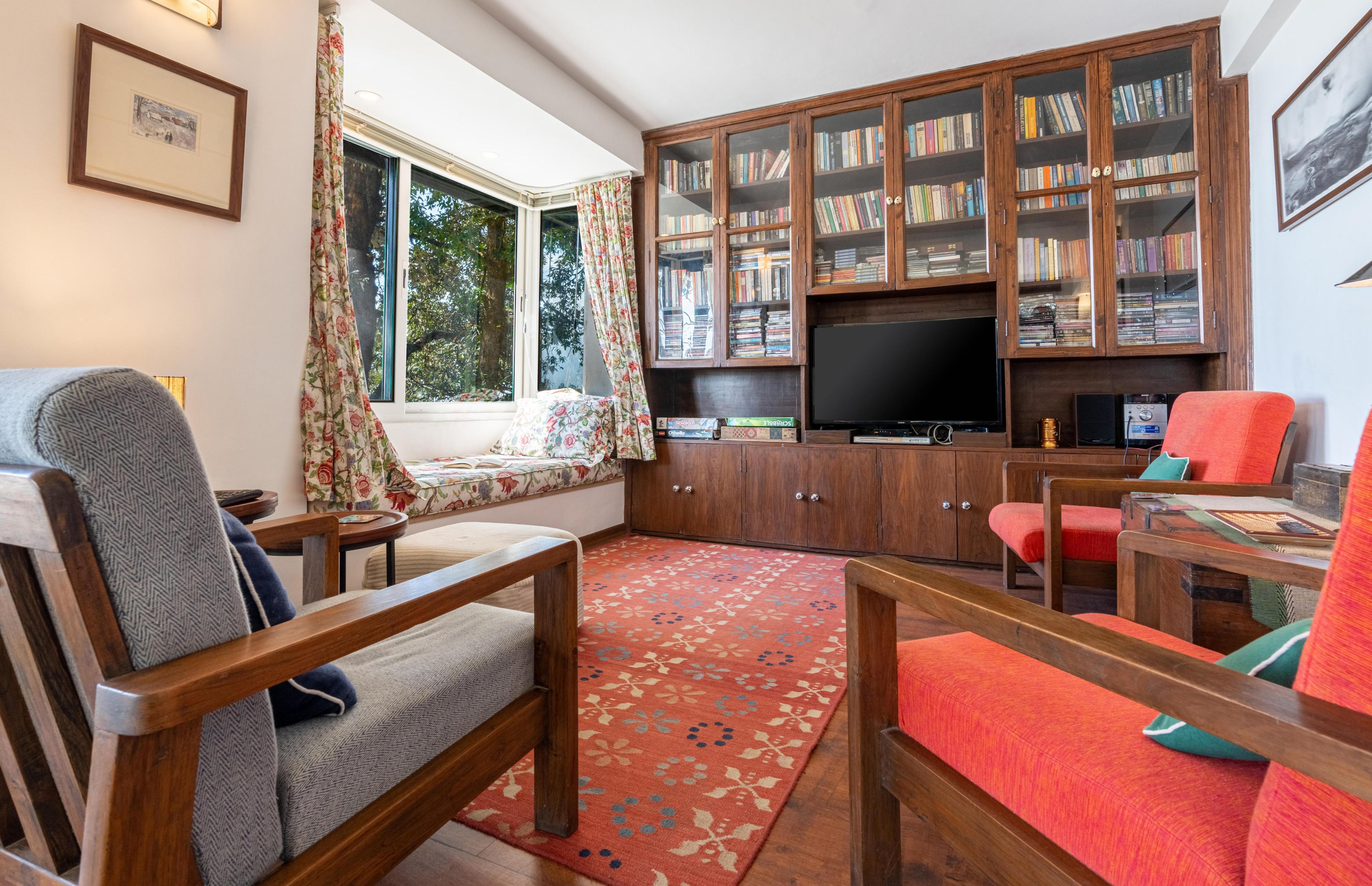 SaffronStays Charming Cottage - Tap to explore photos