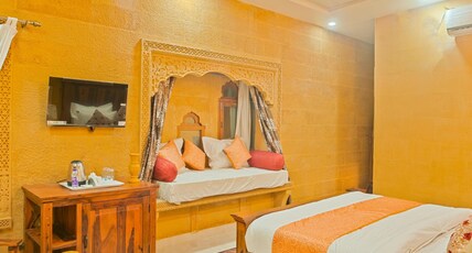 Hotel Sunrise Fort Room Type - Deluxe Double Room