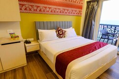 Shamuka Hotel (1 minute walk from Beach)