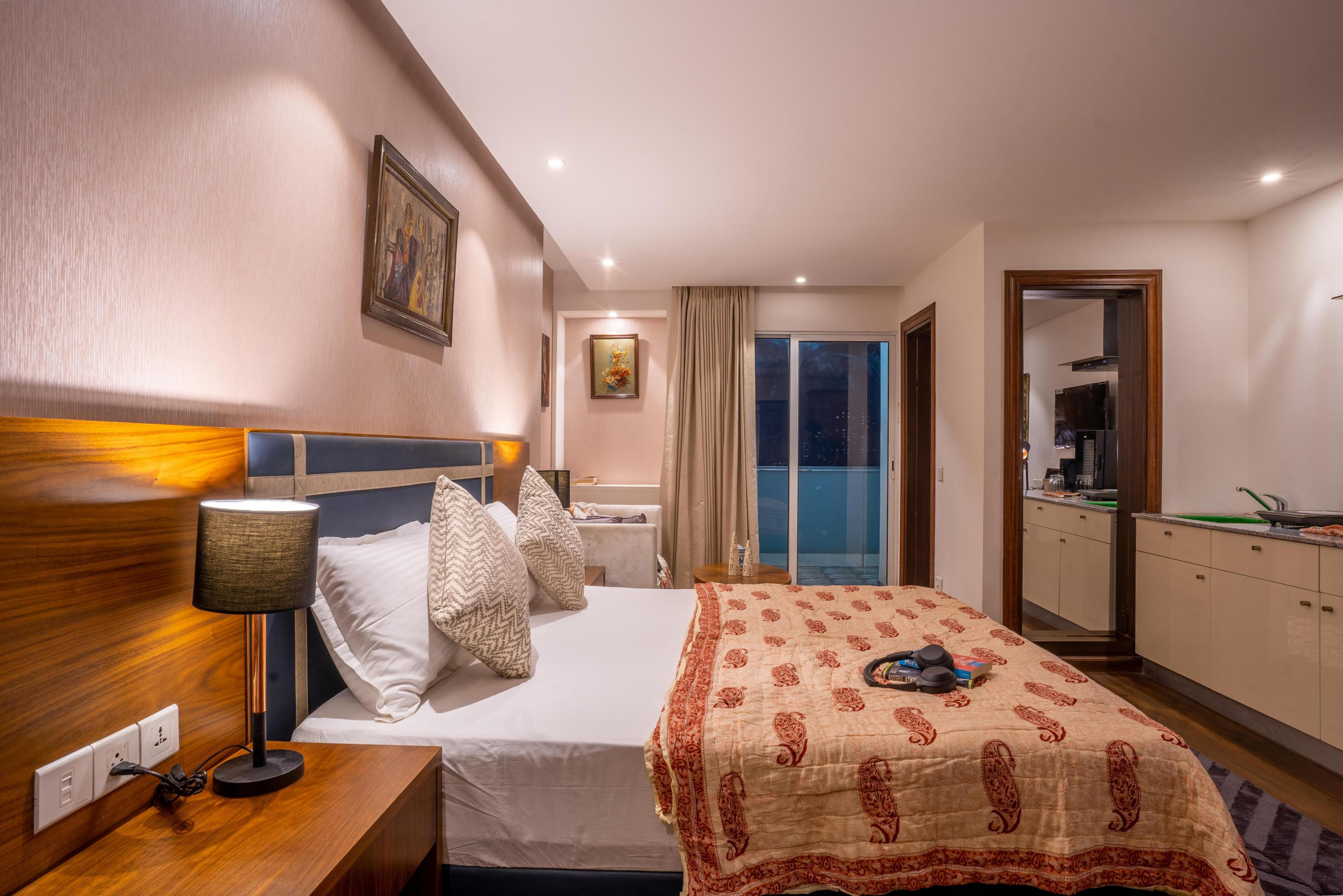 Element - Tap to explore photos