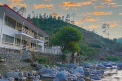 THE NATURE SPRINT RESORT