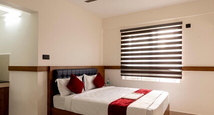 Sapphire Business Suite Room Type - Twin-Double Suite Room(4pax)