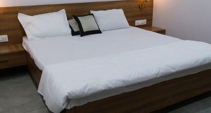 HOTEL SHREE RAM Room Type - Deluxe room