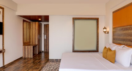 Lemon Tree Hotel Dapoli Room Type - Deluxe King Room with Sea View