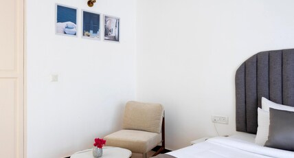 Azalea by Stone Wood Room Type - Deluxe Room