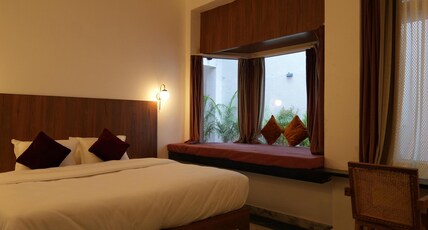 Bhopal Lake Stays Room Type - Hans Courtyard View