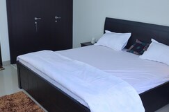 RADIANT LUXURY APARTMENT