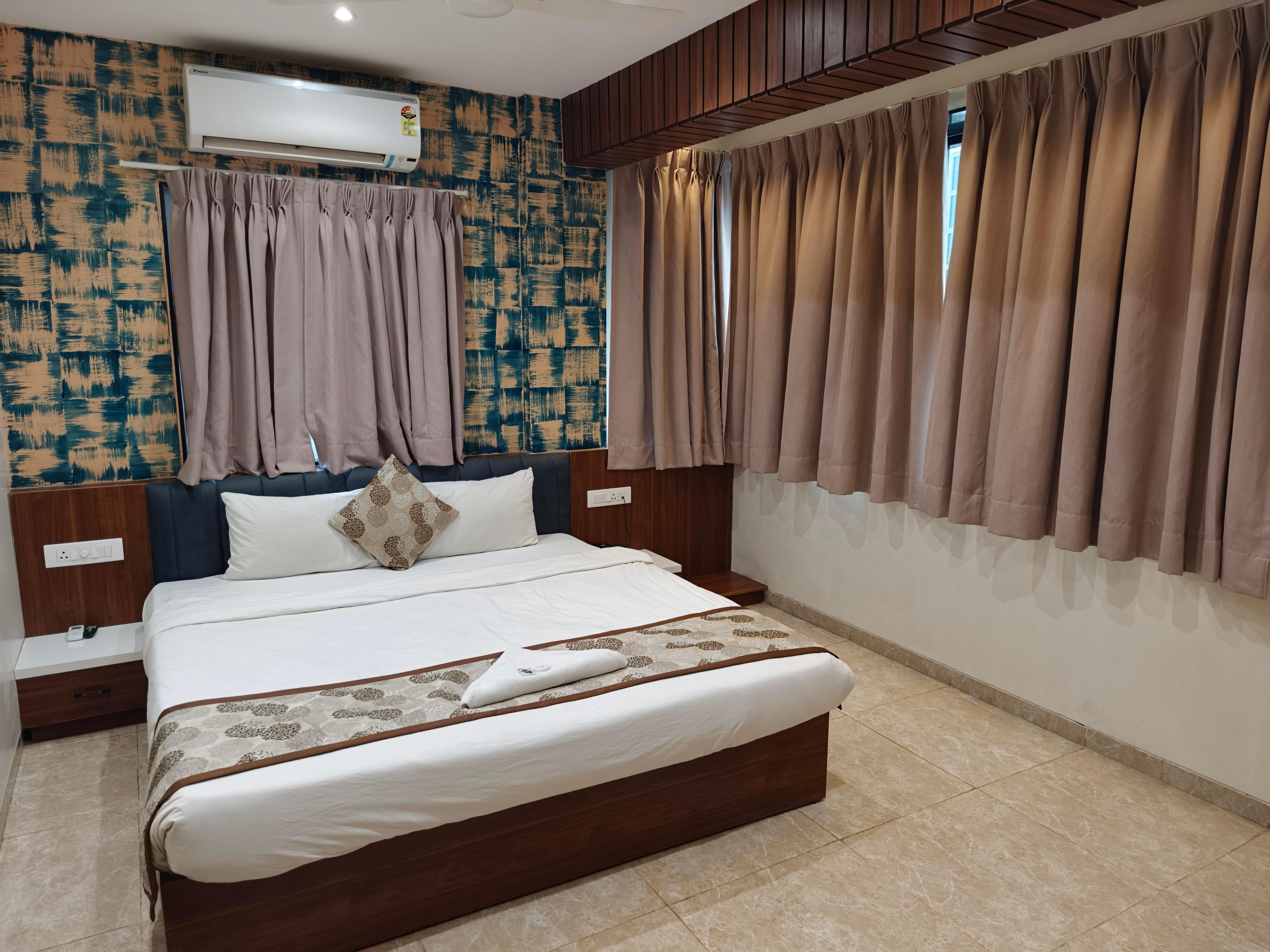 Hotel Suvarnam Residency - Tap to explore photos